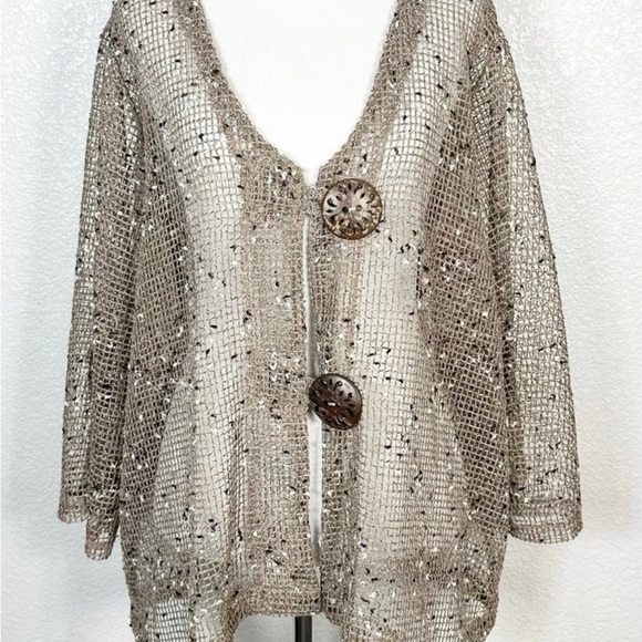 Nina Leonard Metallic sheer mesh lagenlook coconut button asymmetrical cardigan - Picture 1 of 6